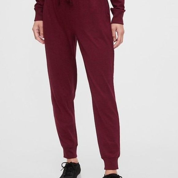 NWT Gapfit Pants - Picture 7 of 7